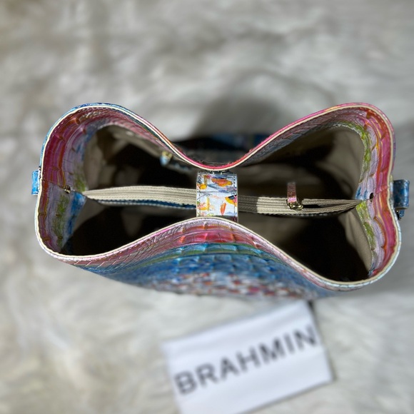 Brahmin Celina Staycation Melbourne Bucket Shoulder Bag NWT - Picture 7 of 11